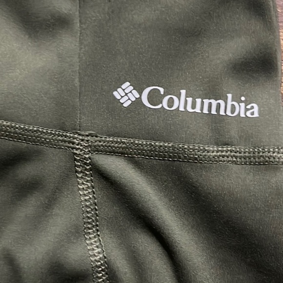 NWT Columbia Lodge Tights Stone Green/Spotted Camo Fill XS - Picture 3 of 7